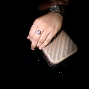 Luxe Vibe Diamond Ring - Square Diamond Ring