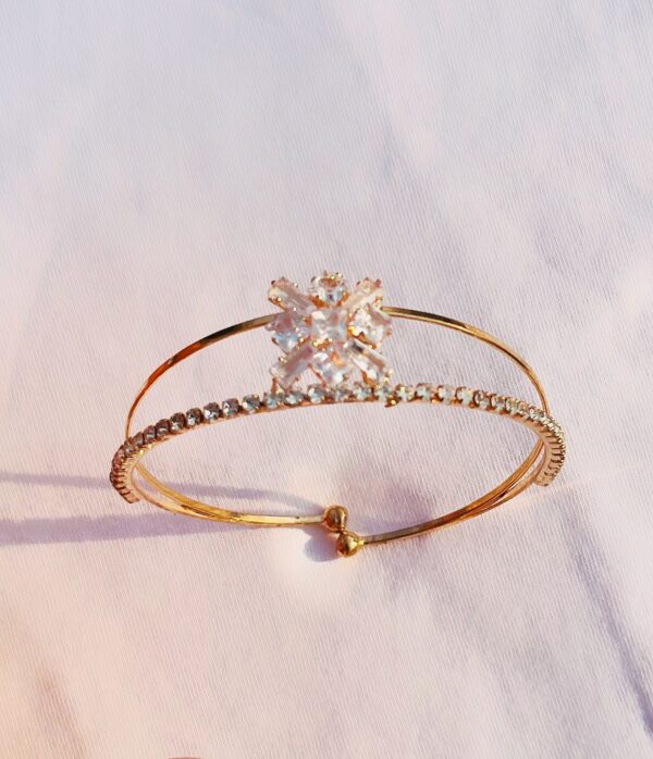 Golden Glitz Bracelet