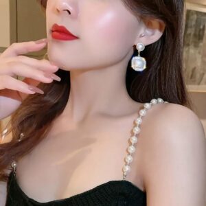 Korean Square Pearl Earring