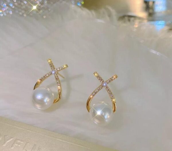 Korean Pearl Studs