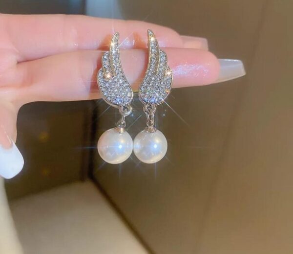 Angel Pearl Earrings