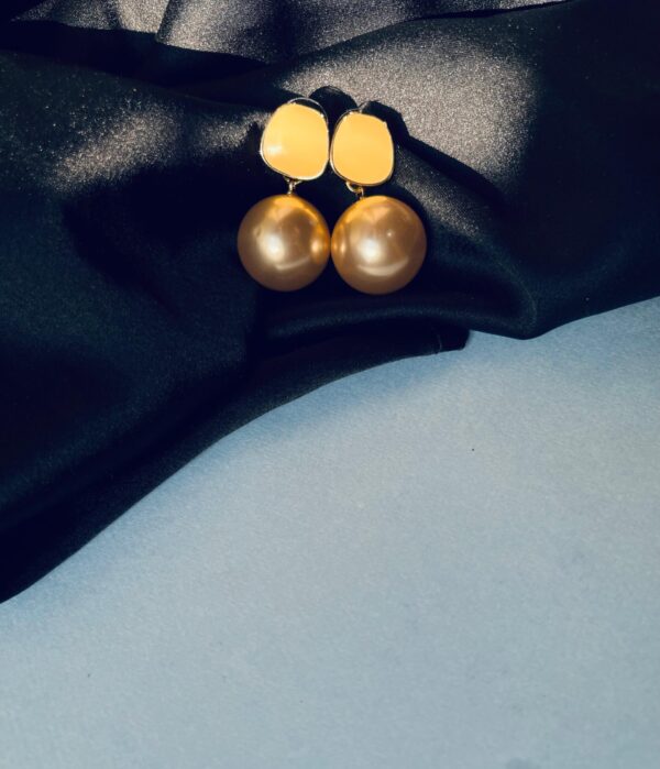 Seoul Glow - Korean Pearl Earrings