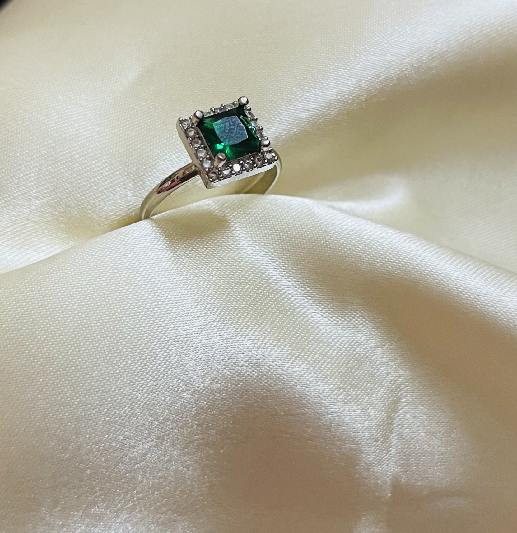 Emerald Glow - CZ Green Stone Ring - Image 3