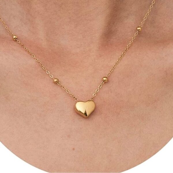 LOVE LOCKED IN - 18K Gold plated Heart chain - Image 4