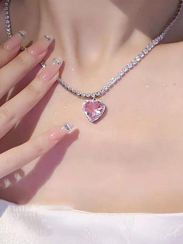BARBIECORE DRIP - Pink heart diamond choker - Image 3