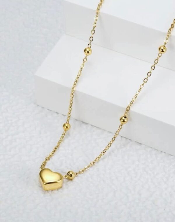 LOVE LOCKED IN - 18K Gold plated Heart chain